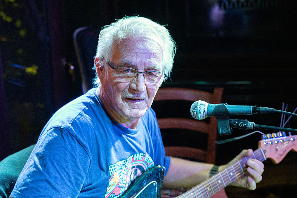 Angelo Leadbelly Rossi @al bus dal blues 25/26