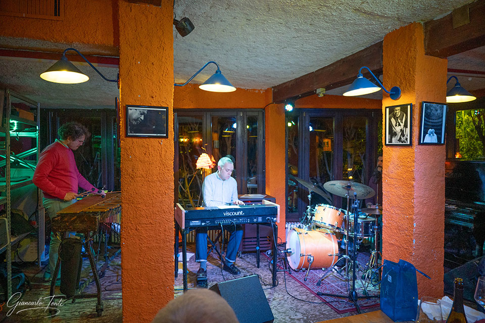 D.O.V.E. – Drums Organ Vibes Ensemble